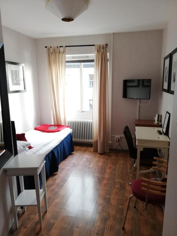 Strand Hotell Венерсборґ Екстер'єр фото