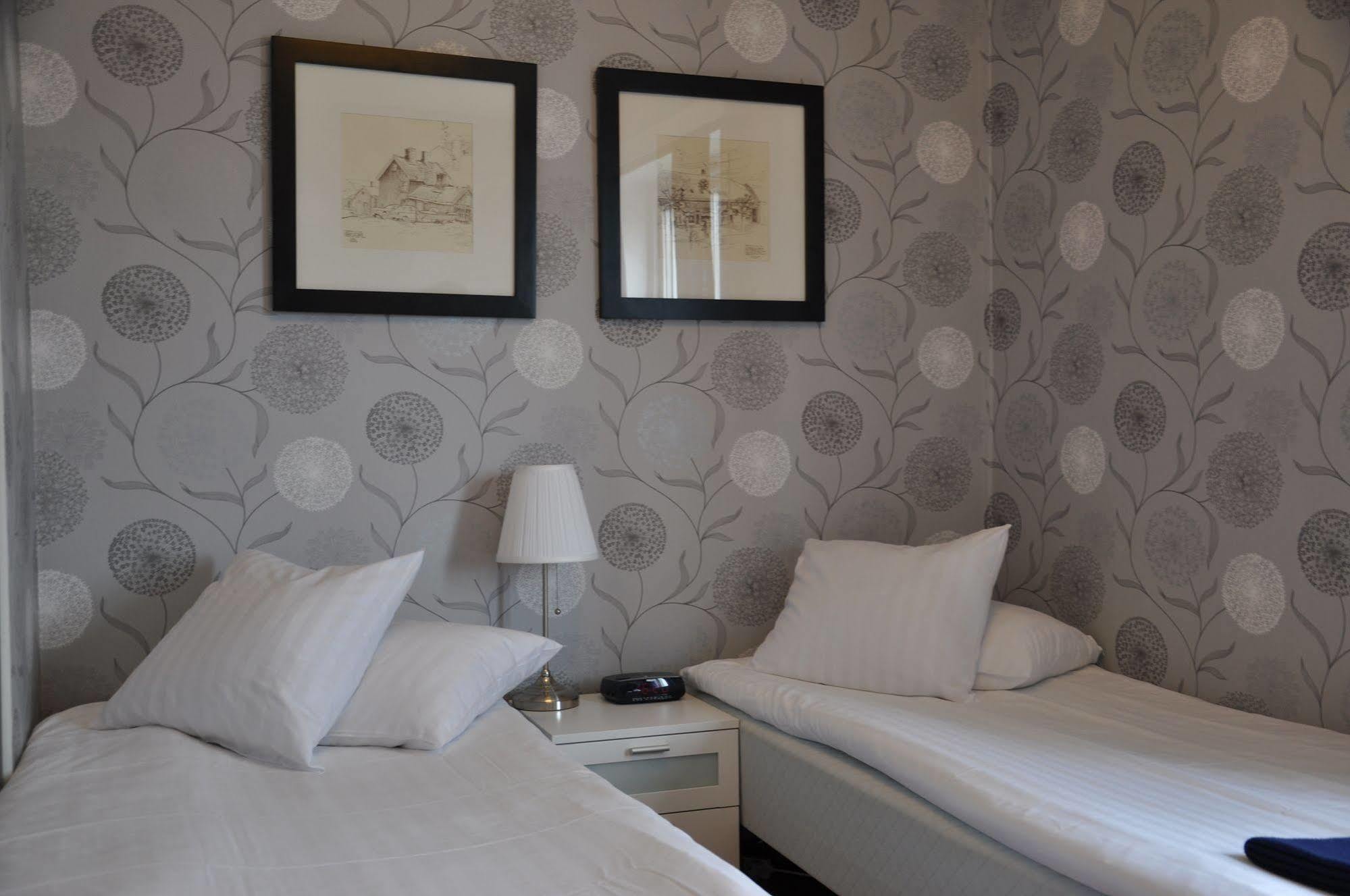 Strand Hotell Венерсборґ Екстер'єр фото