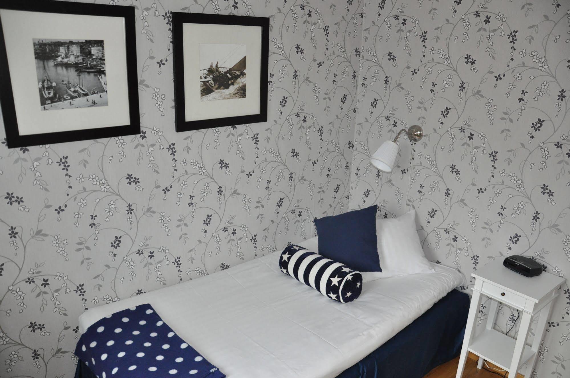 Strand Hotell Венерсборґ Екстер'єр фото